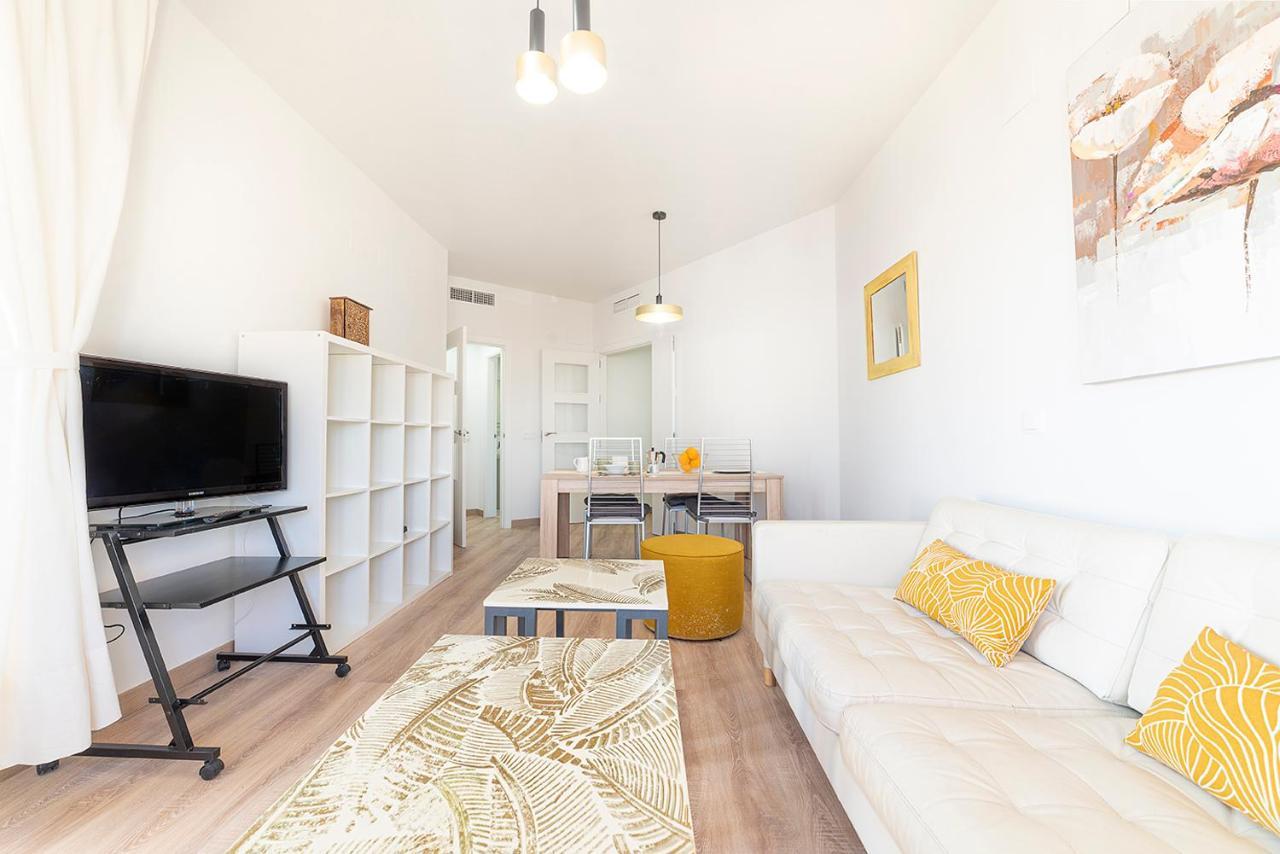Apartamento Entrenucleos Dos Hermanas Exterior foto