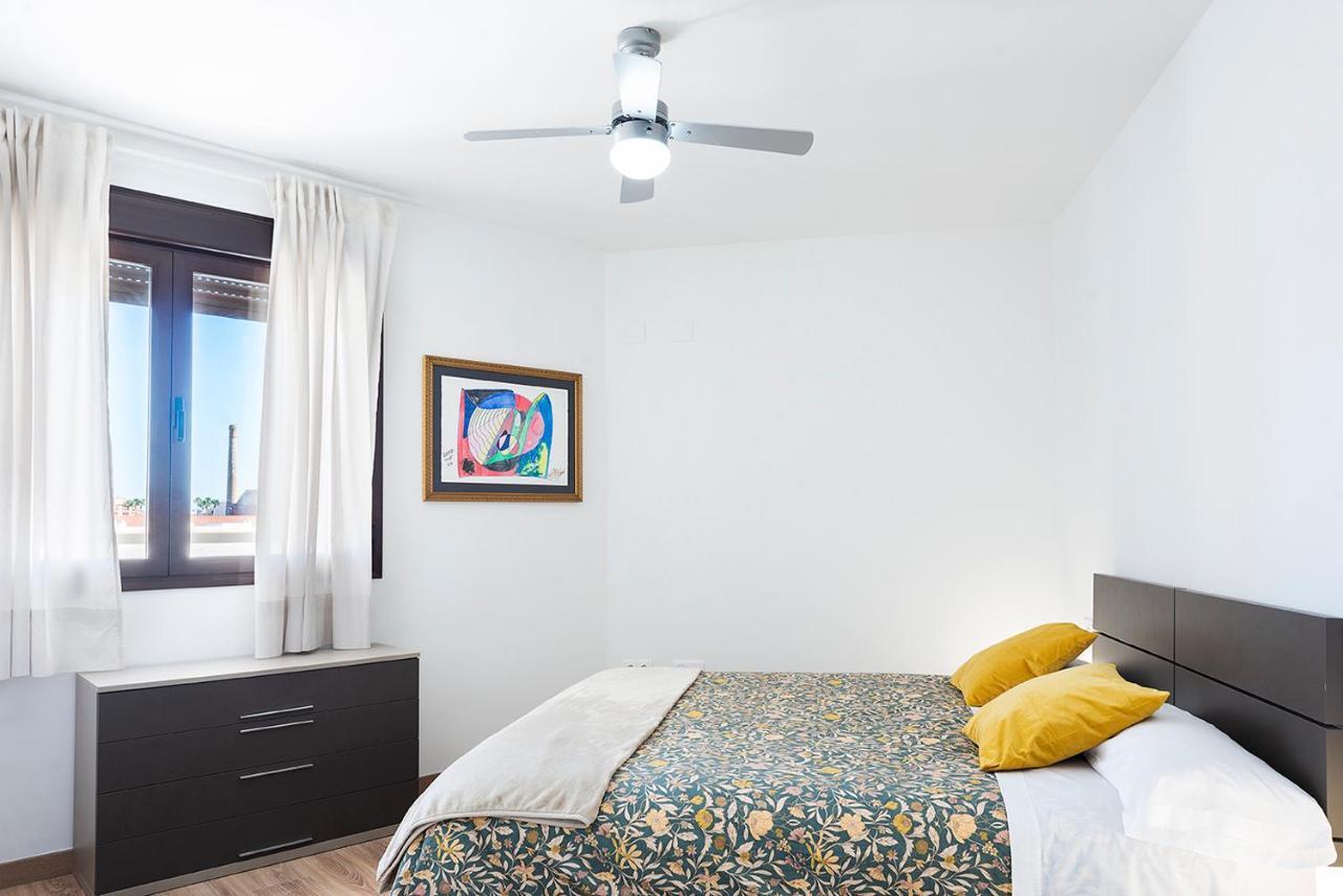 Apartamento Entrenucleos Dos Hermanas Exterior foto